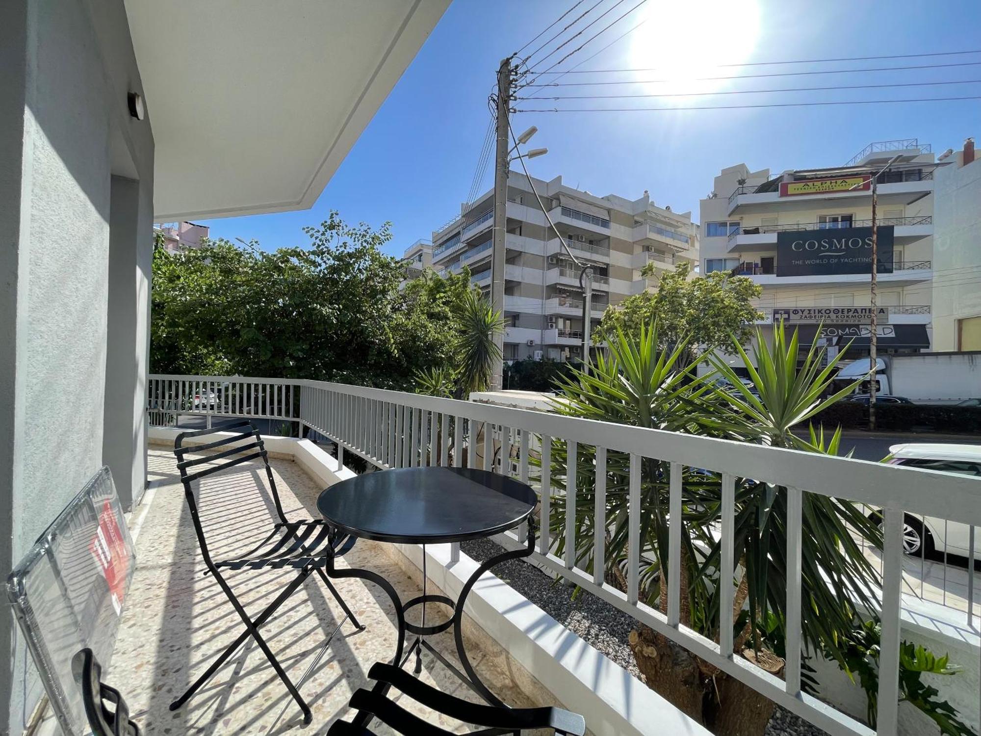 Athenean Bnb Seaside Serenity Steps From The Riviera Extérieur photo