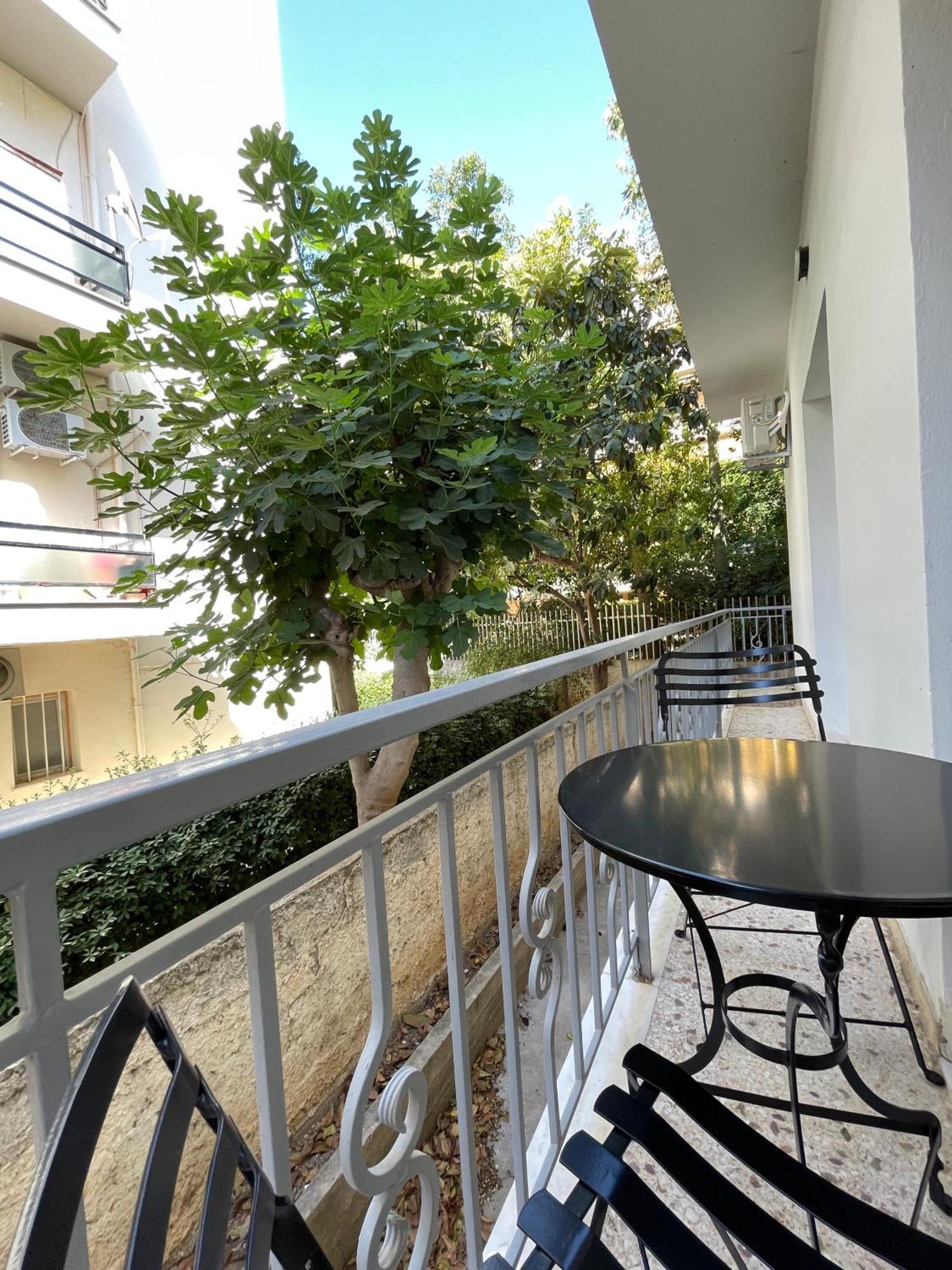Athenean Bnb Seaside Serenity Steps From The Riviera Extérieur photo