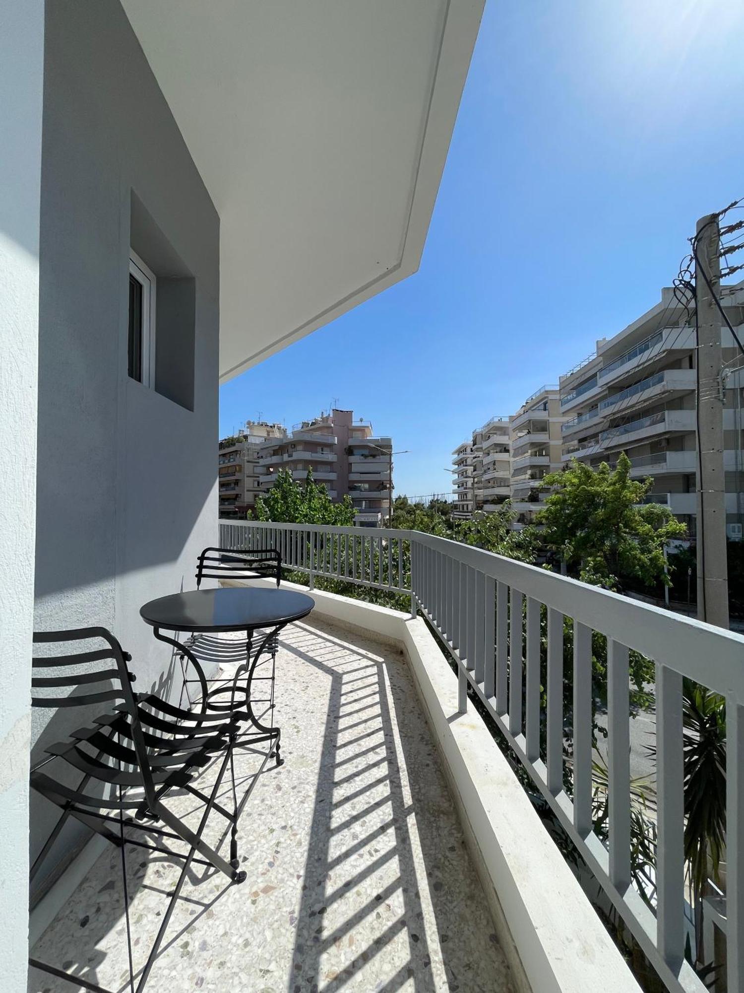 Athenean Bnb Seaside Serenity Steps From The Riviera Extérieur photo